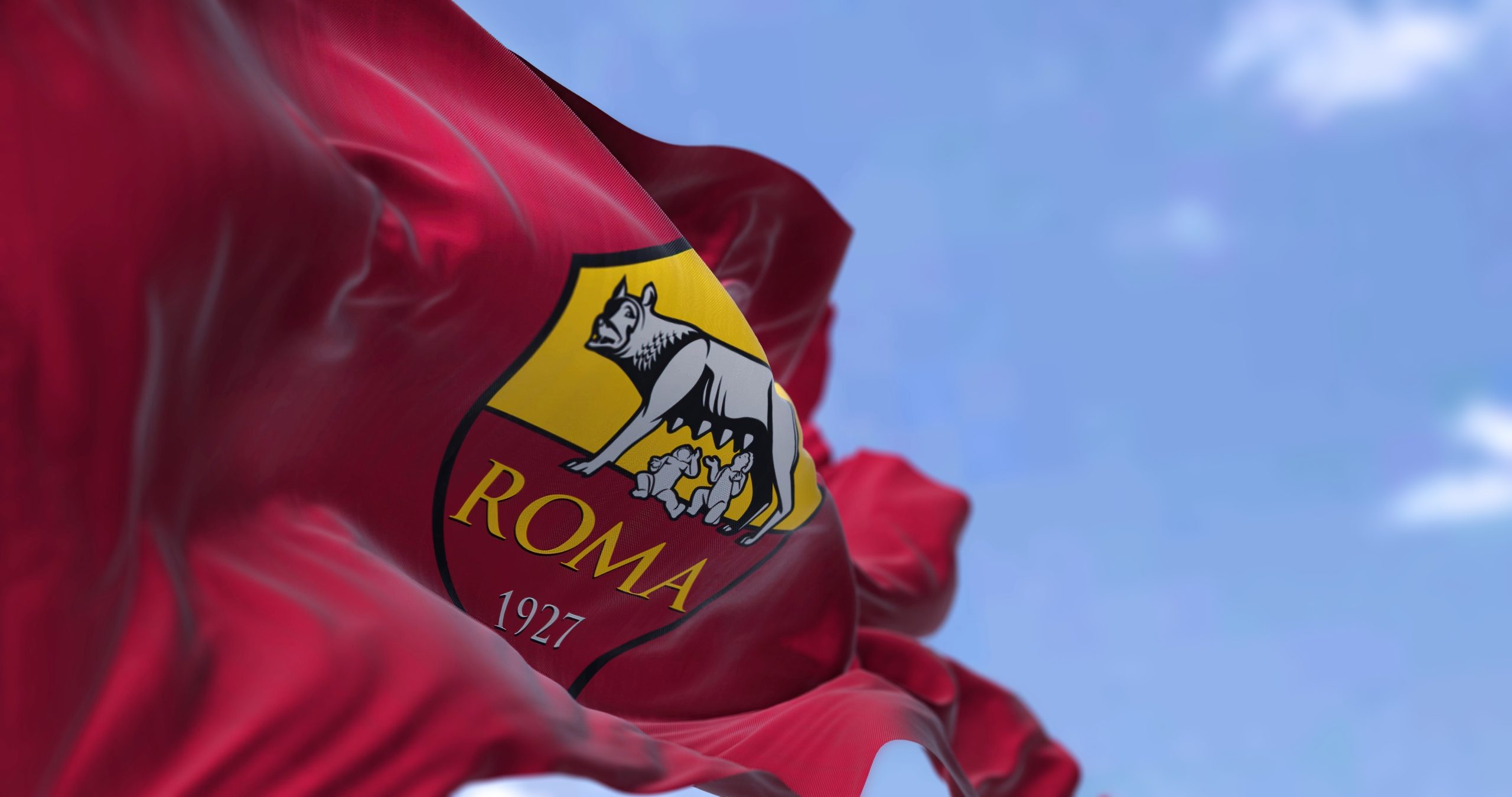 Roma anuncia novo técnico após demitir José Mourinho