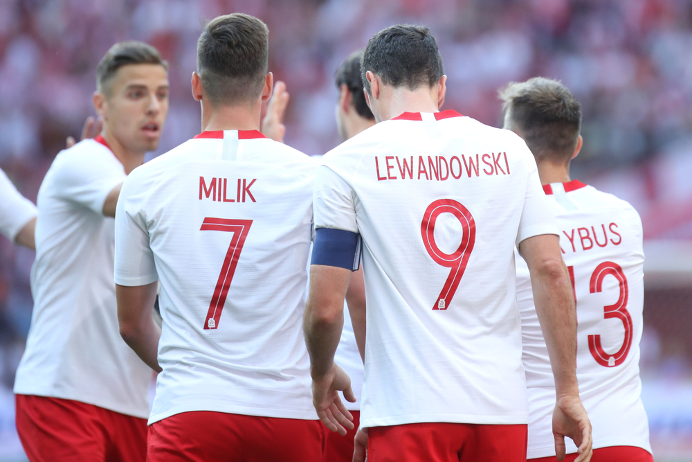 Jogadores da Polônia em campo