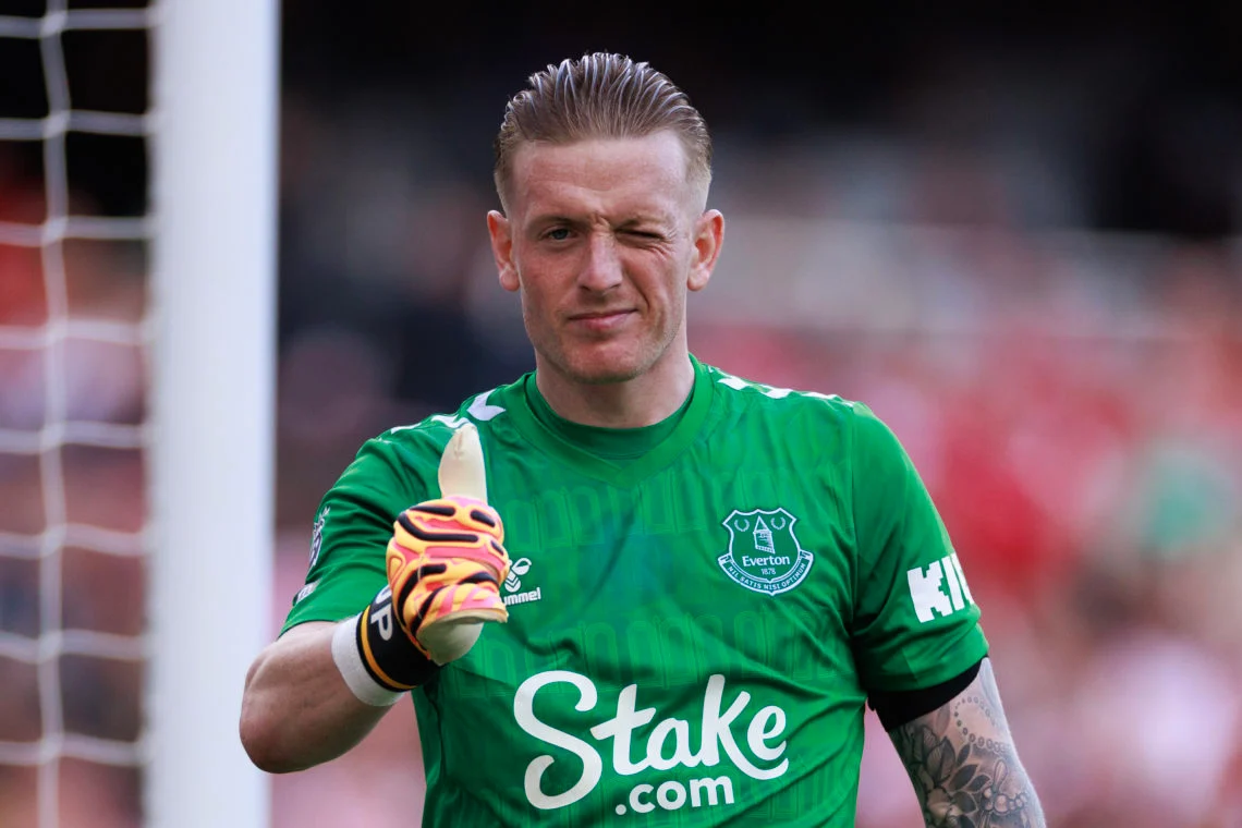 Pickford em campo pelo Everton