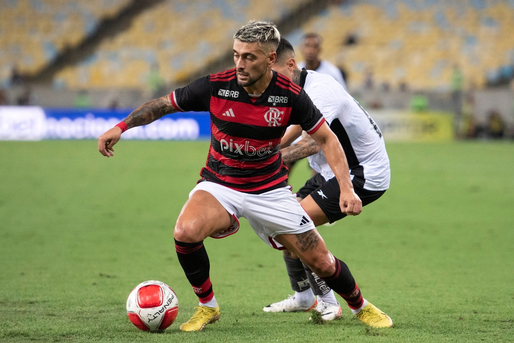 Flamengo x Fluminense – Palpites, onde assistir e escalações (17/10)