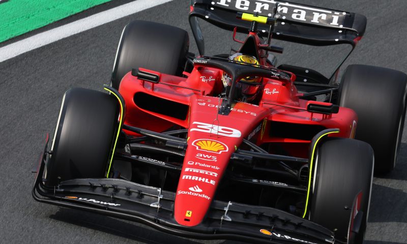 Carro da Ferrari em ação