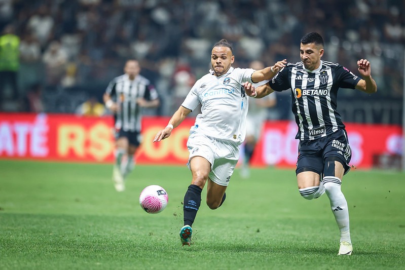 Grêmio Critica Arbitragem Após Derrota Para o Galo