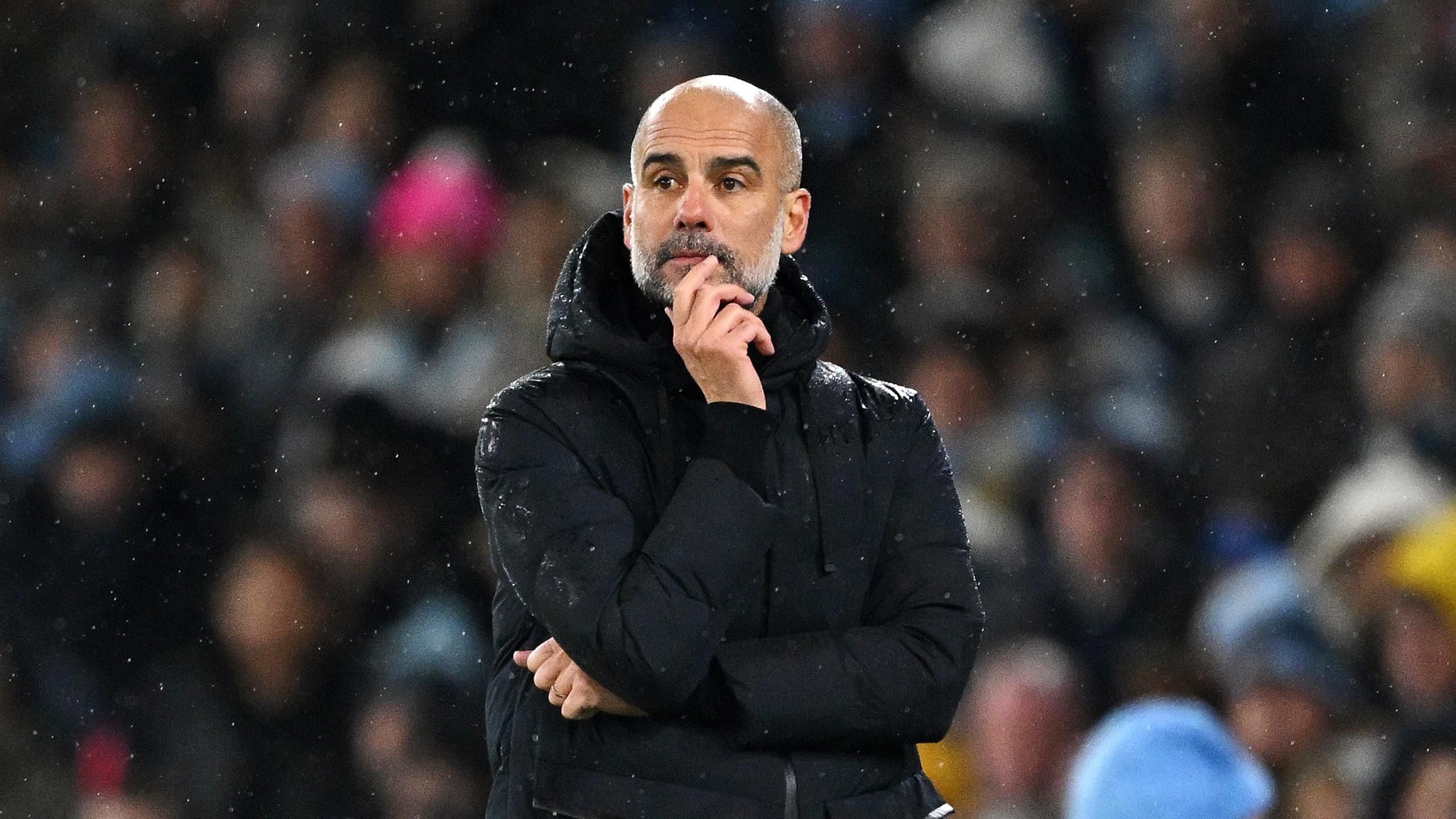 Guardiola em ação pelo City