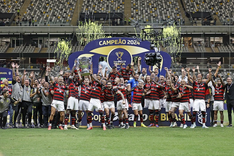 Flamengo Vence Galo e Conquista Quinta Copa do Brasil