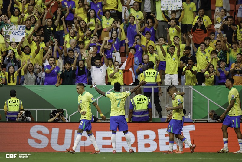 Jogadores da Seleção Brasileira Comemoram gol - Foto: Rafael Ribeiro/CBF @rafaelribeirorio - Reprodução: Flickr CBF